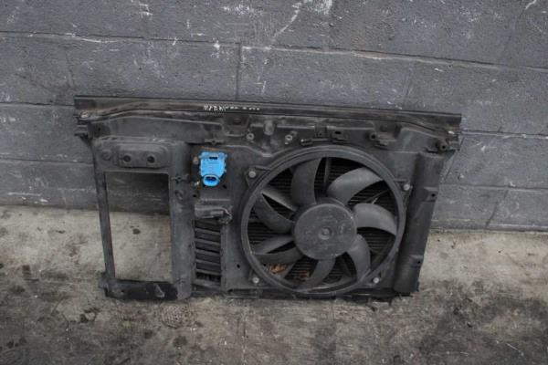 FACE AVANT CITROEN BERLINGO/ PEUGEOT PARTNER 1.6HDI 2010 ( AVEC CLILME ) - Vue 1